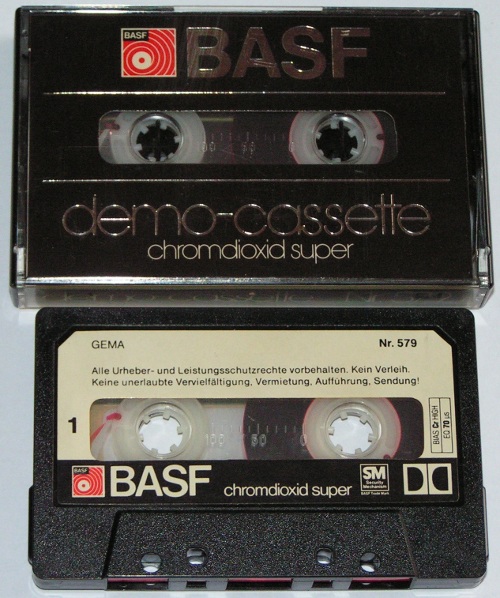 [Bild: basf_demo-cassette_cryju30.jpg]