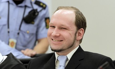 [Bild: breivik1op71.jpg]