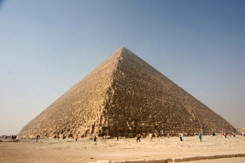pyramiden-2ohujm.jpg