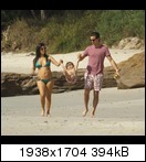 Kourtney-Kardashian-%7C-in-a-bikini-on-vacation-with-her-family-in-Mexico-Jan-17-30tuswg0jp.jpg
