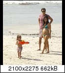 Kourtney-Kardashian-%7C-in-a-bikini-on-vacation-with-her-family-in-Mexico-Jan-17-h0tusw0fr2.jpg