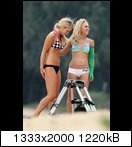 AnnaSophia-Robb-bikini-pictures-on-the-set-of-Soul-Surfer-Feb-3%2C-2010-71avj89y27.jpg