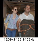 Amy Adams arrives at Heathrow Airport - Jun 12, 2013-j1gx41rp42.jpg