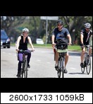 Alyson-Hannigan-takes-her-daughters-out-for-a-bike-ride-in-Santa-Monica-and-Bren-219f03t045.jpg