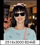 Katy Perry - Narita International Airport Tokyo 2014.03.01-a2kwtl51u7.jpg