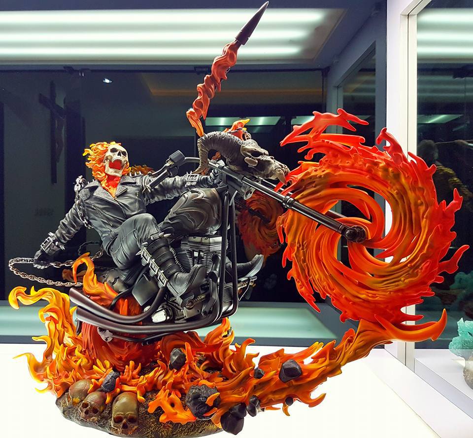 Premium Collectibles : Ghost Rider - Page 7 07ije6