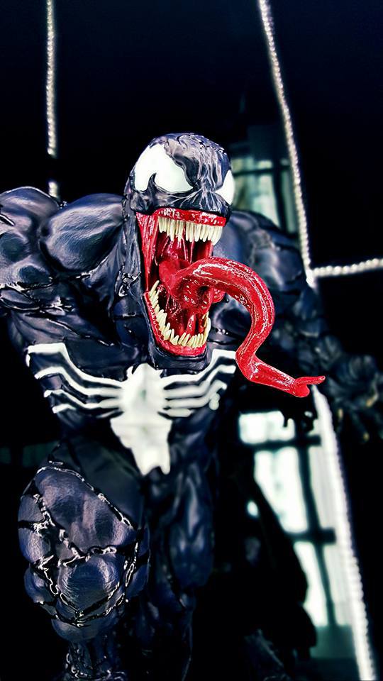 Premium Collectibles : Venom - Comics Version - Page 5 11nwbx4