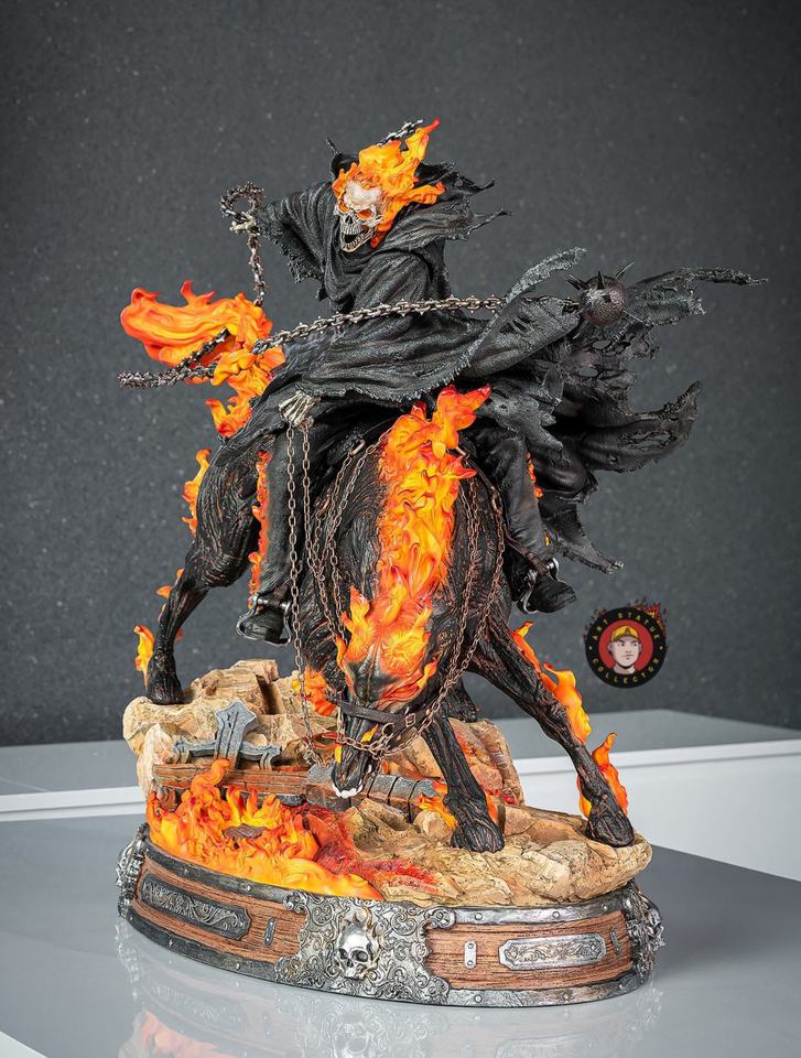 Premium Collectibles : Ghost Rider on Horse 11w9kjp