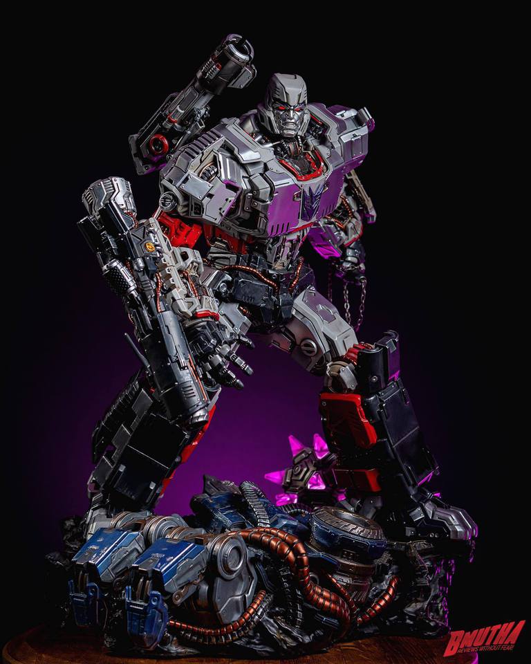 Premium Collectibles : Transformers - Megatron (G1)** 121159546_34793104187ubky4
