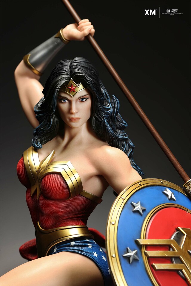 Premium Collectibles : Wonder Woman Classic 1/6 Statue 12n6ilt