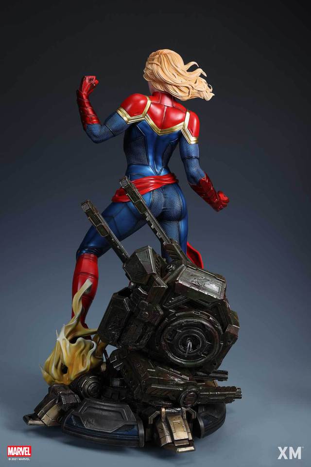 Premium Collectibles : Captain Marvel 1/4 Statue 12sijwh