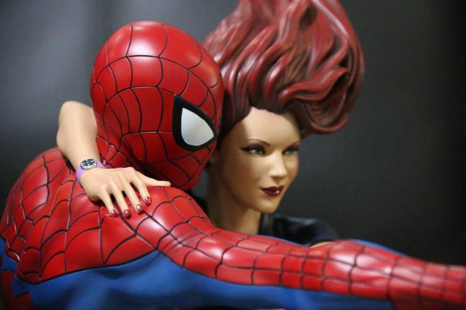 Spiderman and Mary jane set diorama  - Page 2 135ikd7