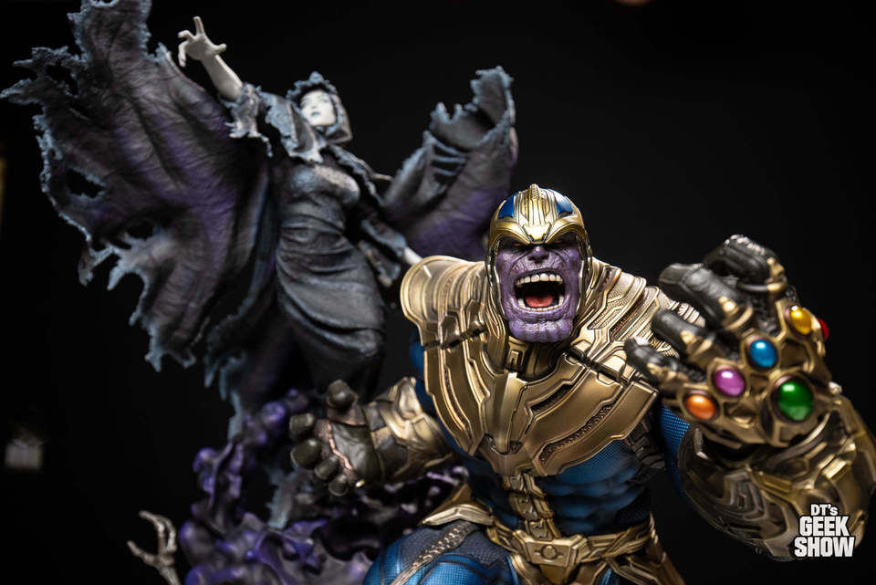 Premium Collectibles : Thanos and Lady Death 141516148_23320457504idjo9