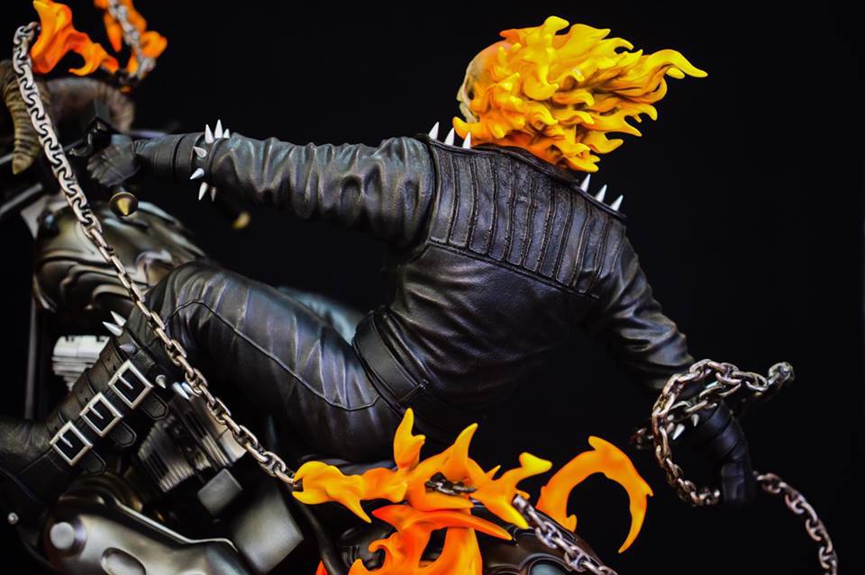 Premium Collectibles : Ghost Rider - Page 7 15965214_1015395721381zx7x