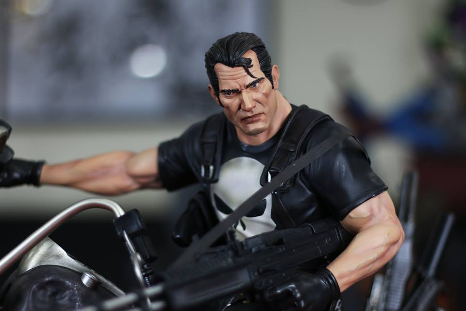 Premium Collectibles : Punisher - Page 5 15k8by1