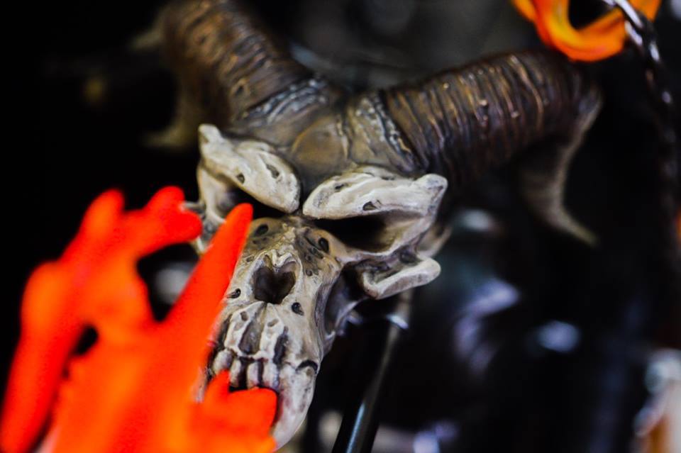 Premium Collectibles : Ghost Rider - Page 7 16105998_1015395721327wstm