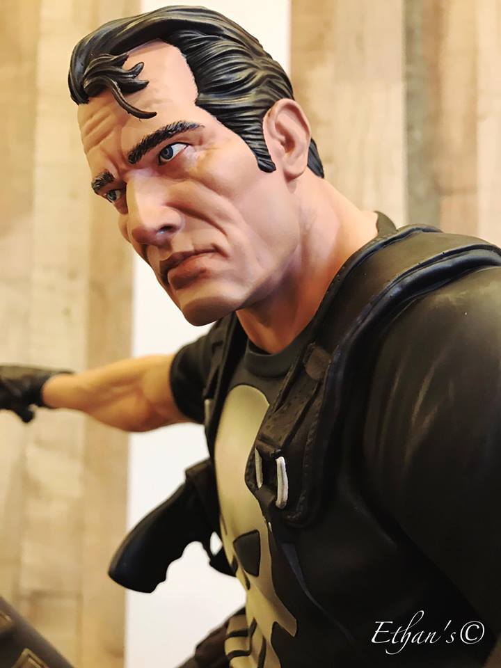 Premium Collectibles : Punisher - Page 4 17098299_747501352084uys82