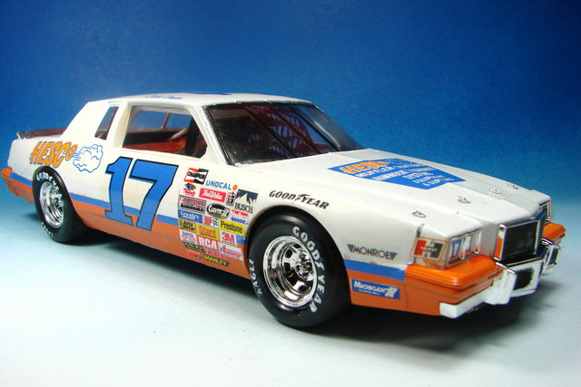 NASCAR 1984 Pontiac Hesco 17hescorightgusa9
