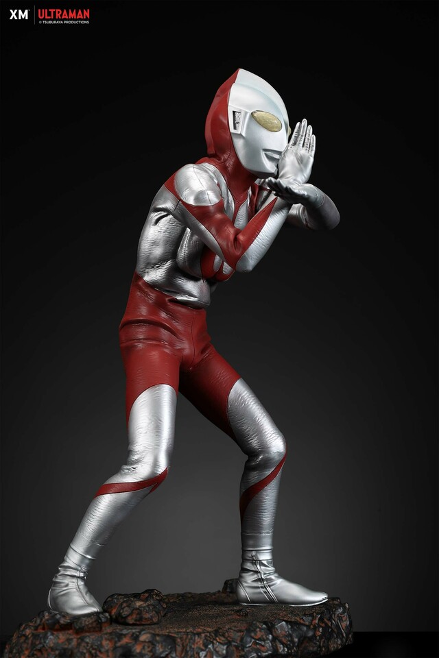 Premium Collectibles : Ultraman (C Type) - Spacium Beam 30cm Statue 203xim1