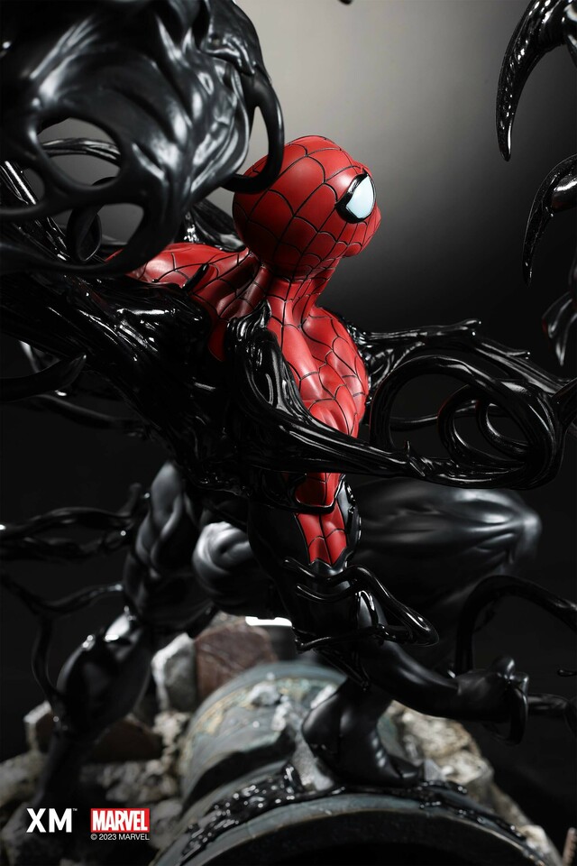 Premium Collectibles : Symbiote Spiderman 1/4 Statue 21jle0r