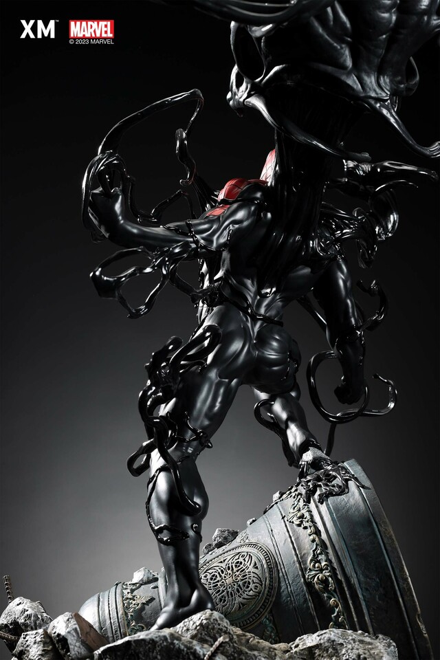 Premium Collectibles : Symbiote Spiderman 1/4 Statue 2221i8p