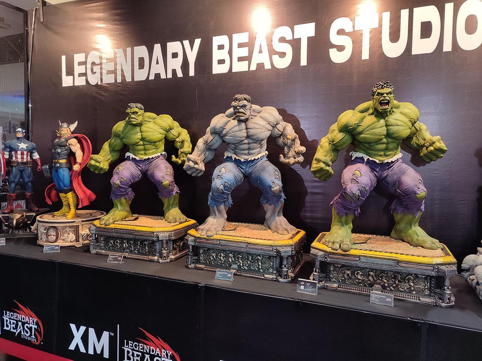 Premium Collectibles : Hulk 1/3 Statue 239pjk6
