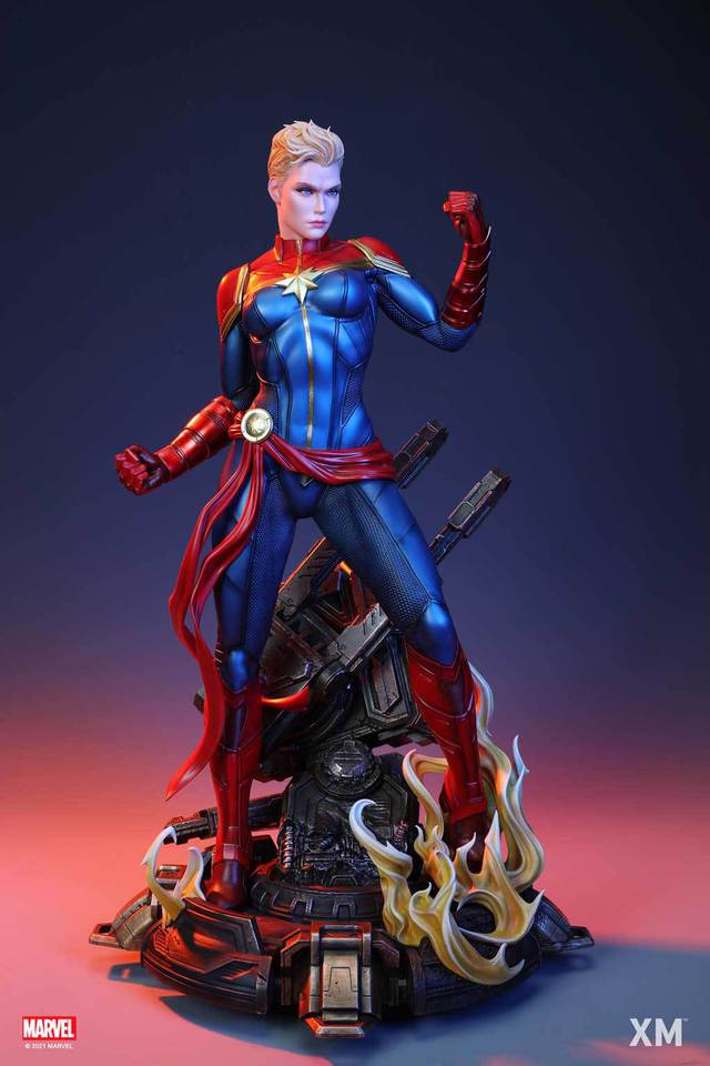 Premium Collectibles : Captain Marvel 1/4 Statue 258ck2s