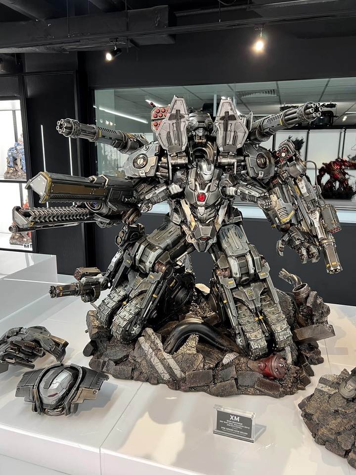 Premium Collectibles : War Machine 1/4 Statue 276057959_10159949529dzk9k