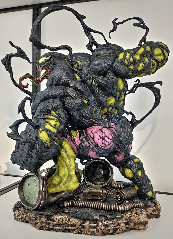 Premium Collectibles : Venom Hulk 1/4 Statue 290473277_10228768870a1k84