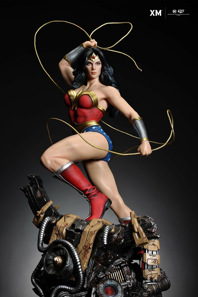 Premium Collectibles : Wonder Woman Classic 1/6 Statue 2p1fu2
