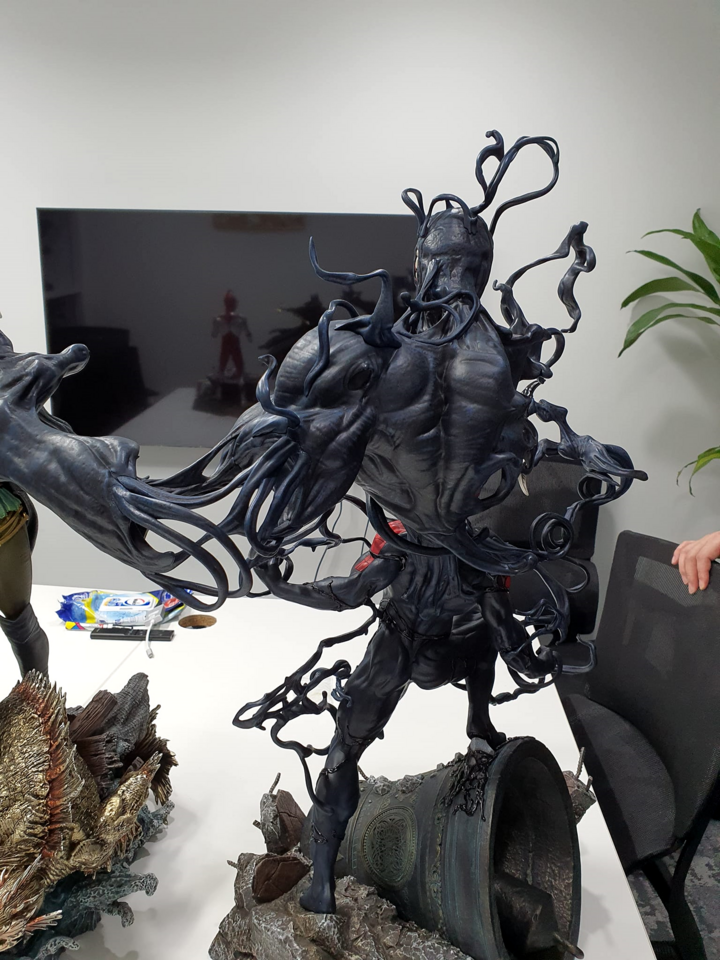 Premium Collectibles : Symbiote Spiderman 1/4 Statue 316662038_32762137025ysdtc