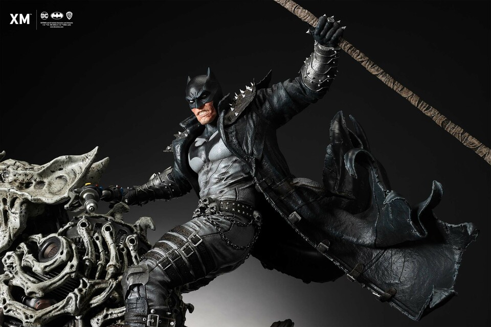 Premium Collectibles : Dark Nights Death Metal Batman 1/4 Statue  33dfy5