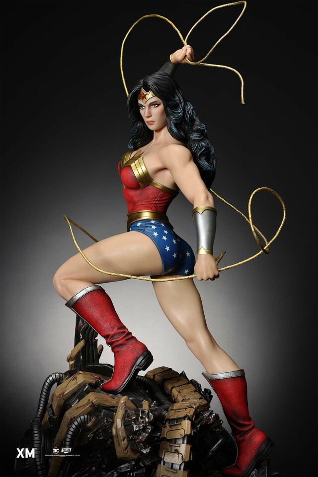 Premium Collectibles : Wonder Woman Classic 1/6 Statue 3hjdmc
