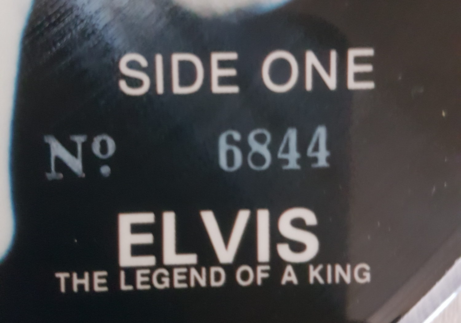 JOHN LEADER - ELVIS THE LEGEND OF A KING 409j9q