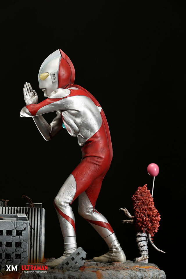 Premium Collectibles : Ultraman vs Kaiju Diorama 49hsexf
