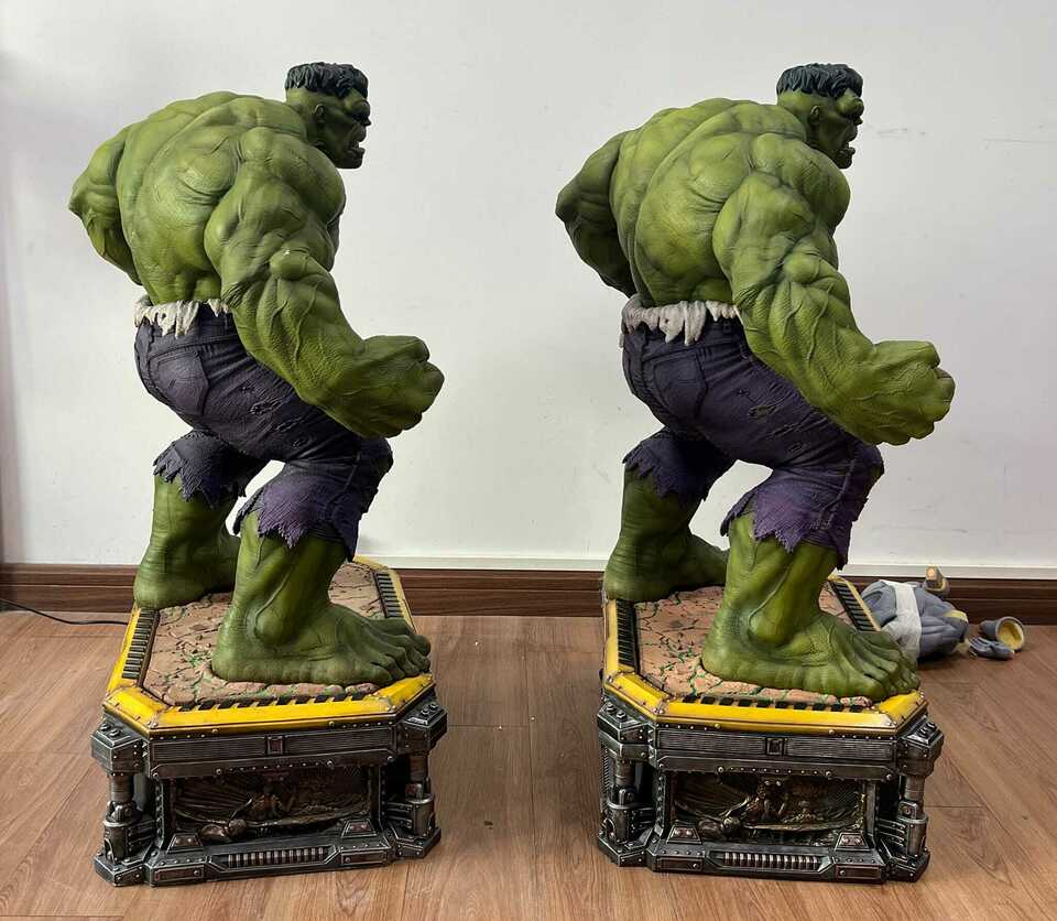 Premium Collectibles : Hulk 1/3 Statue 4bbdfs2