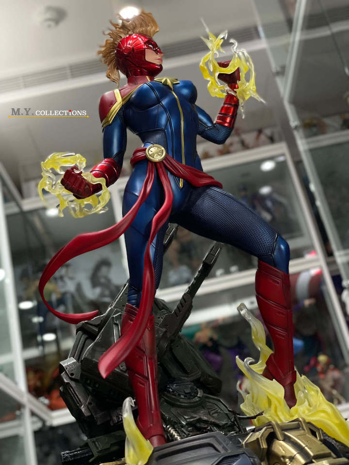 Premium Collectibles : Captain Marvel 1/4 Statue 4kgkwl