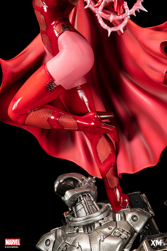 Premium Collectibles : Scarlet Witch** 4scarletwitchbnkxn