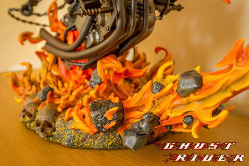 Premium Collectibles : Ghost Rider - Page 7 51xszy