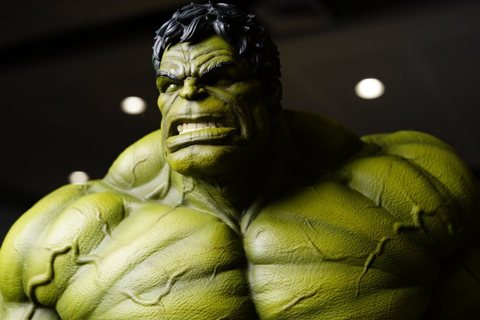Premium Collectibles : Hulk 1/3 Statue 5uok3m