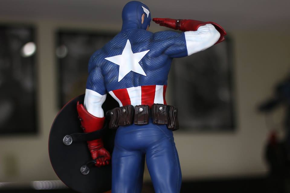Premium Collectibles : Captain America - Sentinel of liberty - Page 5 5vgzi3