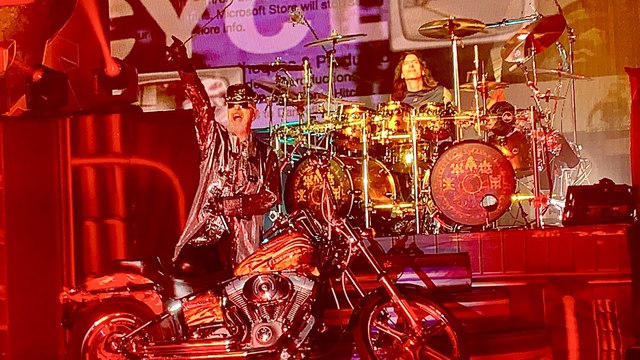 Judas Priest - Hard Rock Event Center Hollywood Englisch 2019 1080p AAC WebRip AVC - Dorian