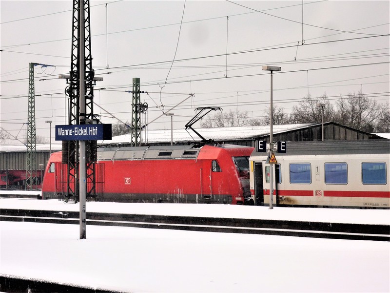 Schnee im Ruhrgebiet Wanne-Eickel Hbf 7nwkew