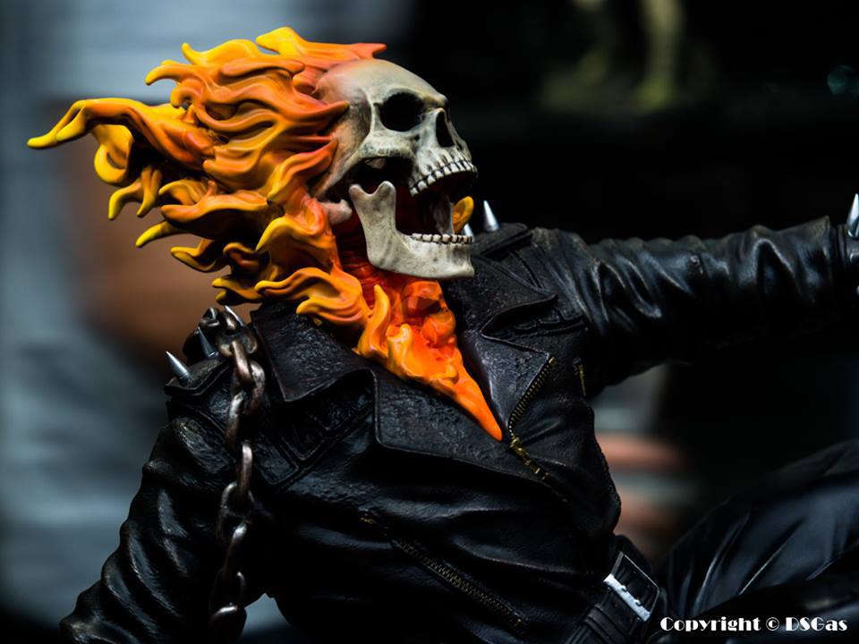 Premium Collectibles : Ghost Rider - Page 5 8mksuy