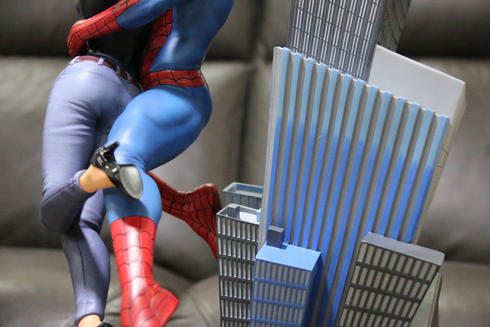 Spiderman and Mary jane set diorama  - Page 2 9xykyq