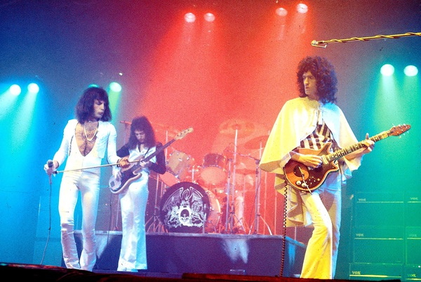 Queen - A Night At The Opera Tour + Summer '76 (21 Live Bootlegs 