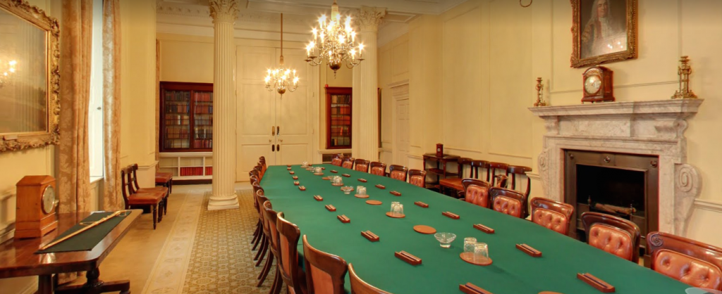 cabinet-room-1024x418xni5x.png