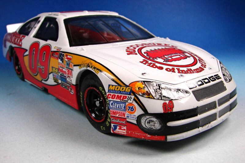 NASCAR 2003 Dodge Intrepid #09 Dsc00494qijuv