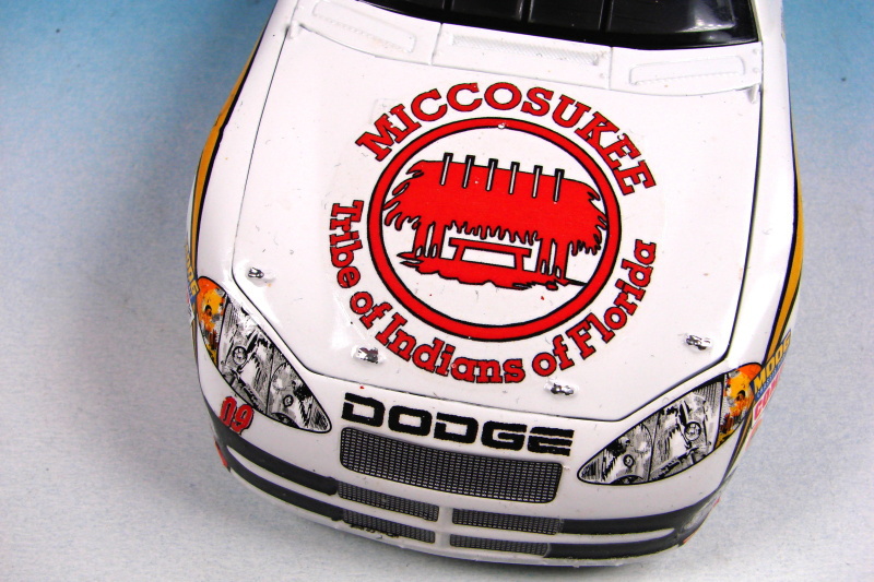 NASCAR 2003 Dodge Intrepid #09 Dsc00495qrjxn