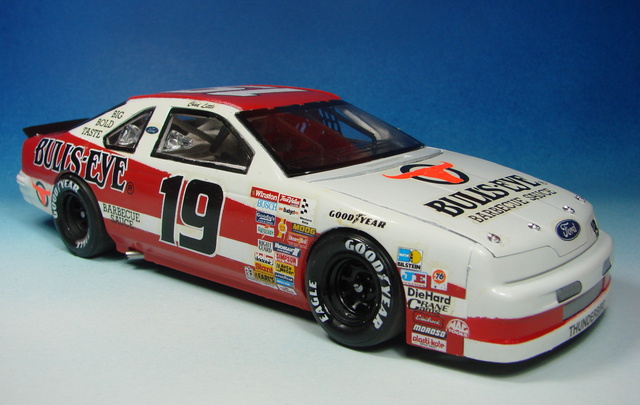 NASCAR 1991 Ford Thunderbird Bulls-Eye Dsc0455626u37